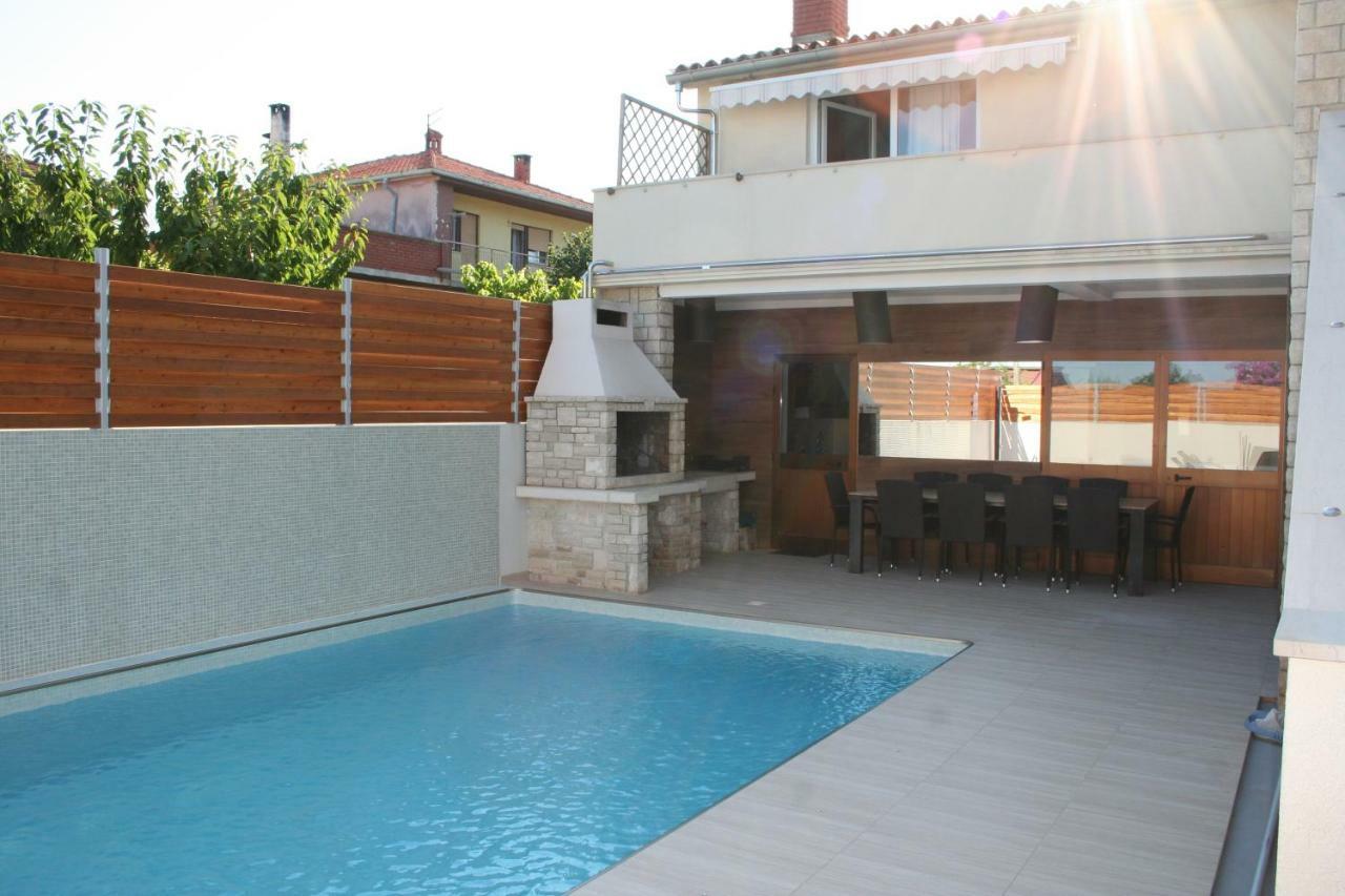 Apartment Vuk Pula Zewnętrze zdjęcie